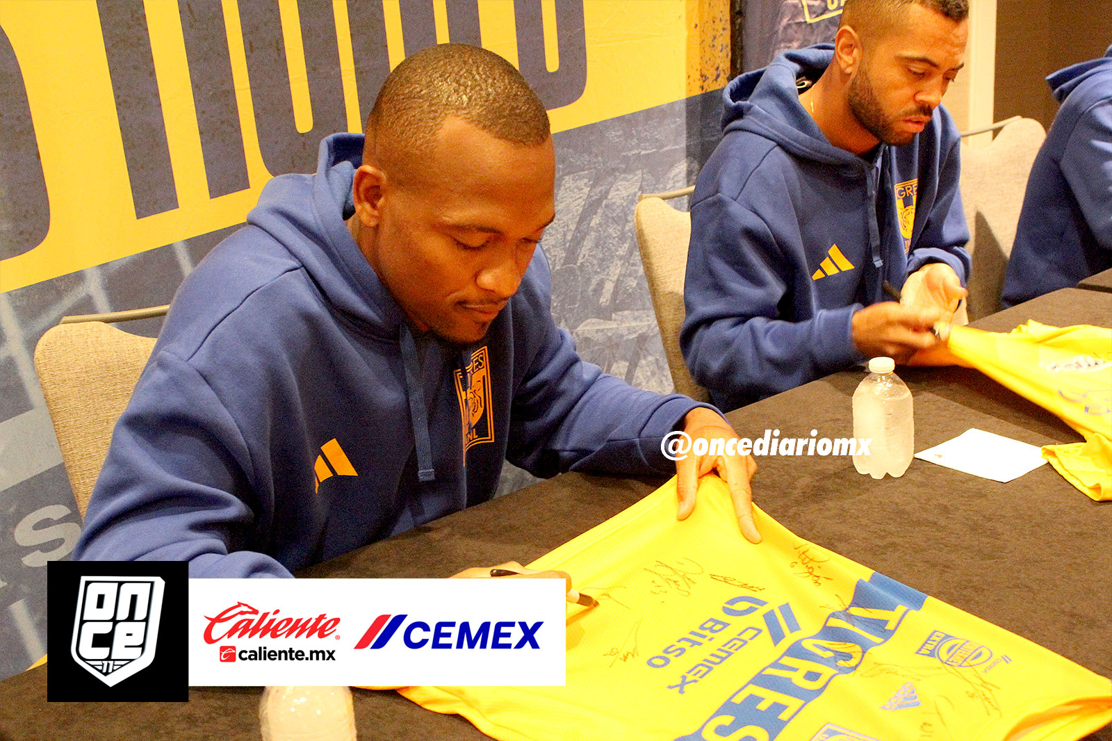 Convivencia de Tigres con sus aficionados en Houston, Texas