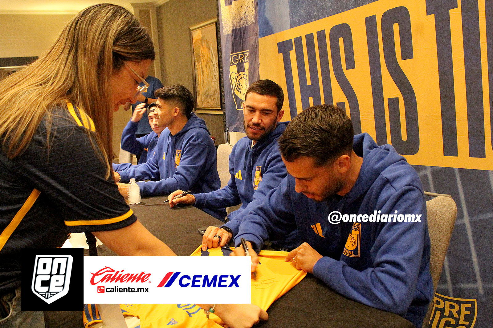 Convivencia de Tigres con sus aficionados en Houston, Texas