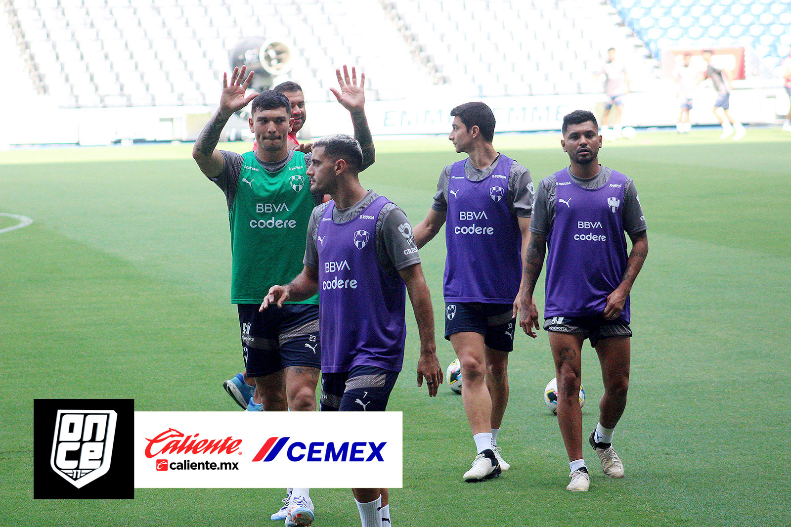 Entrenamiento abierto de Rayados en el Estadio BBVA