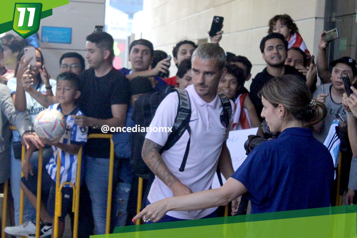 Afición de Monterrey espera la llegada del Atlético de Madrid