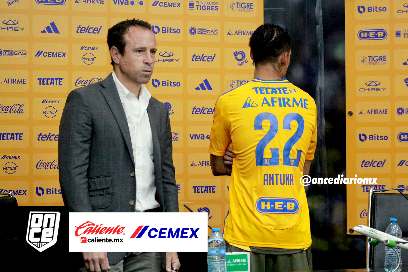 Presentaci&oacute;n de Uriel Antuna con Tigres